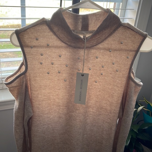 MADISON+HUDSON (large) - Picture 2 of 2